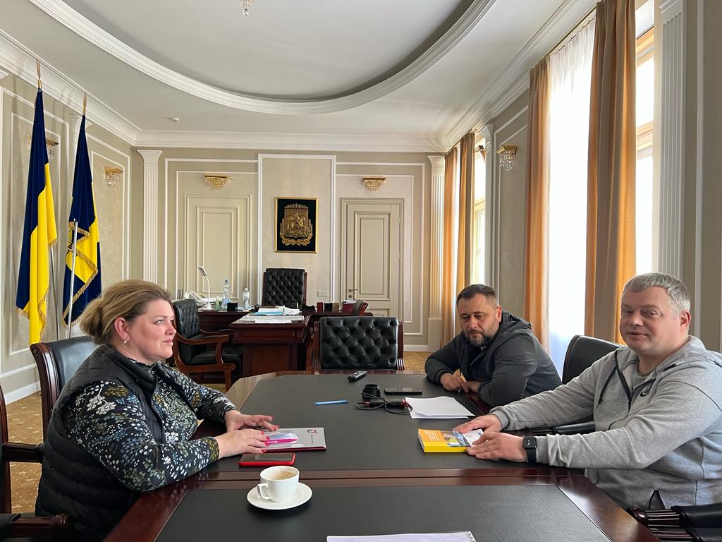 Представник Уповноваженого в північних областях обговорила додержання прав жителів Київської області в умовах воєнного стану з керівництвом ОДА