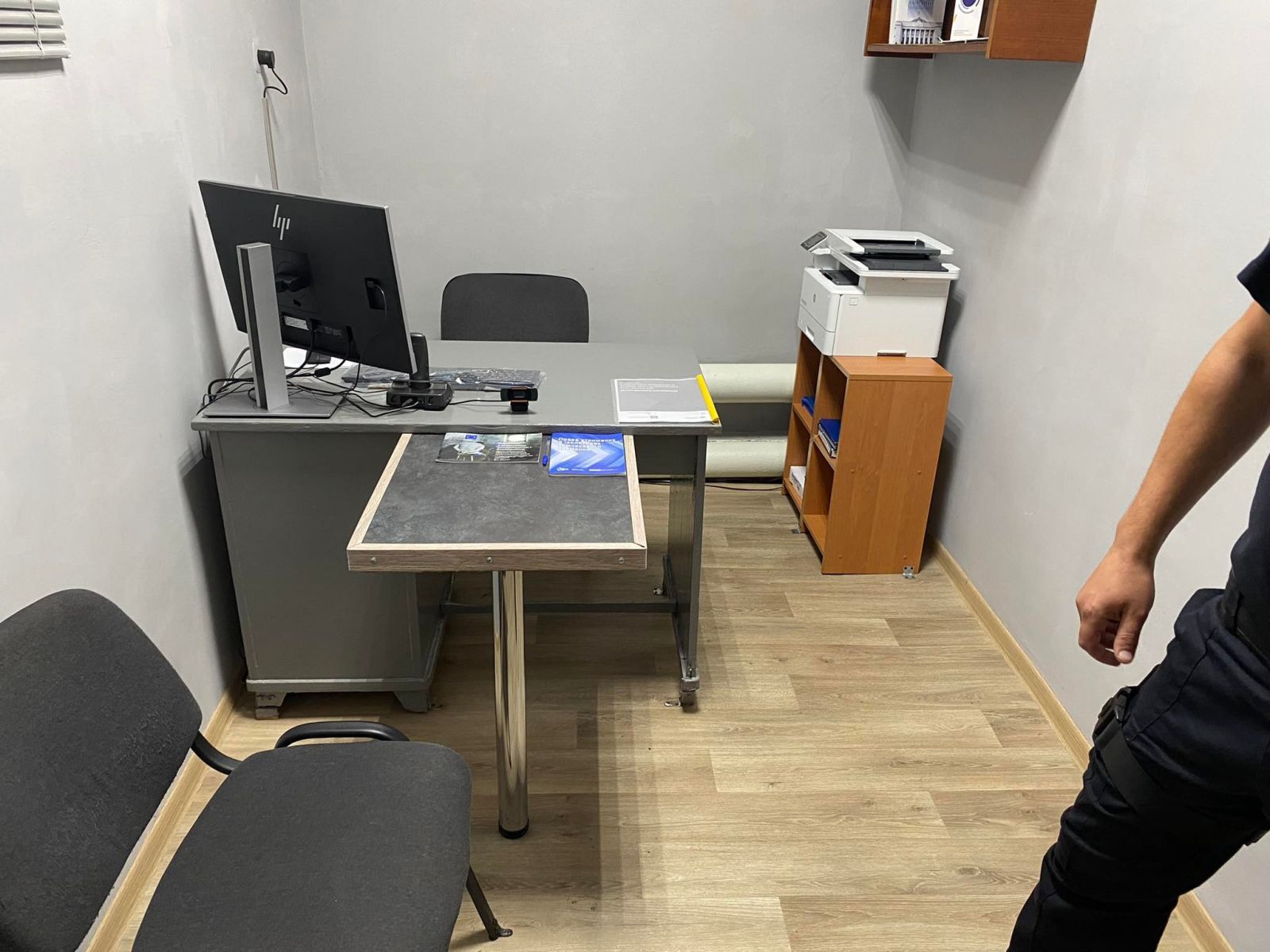 Робоча зустріч щодо дотримання законодавства поліцейськими сектору організаційного забезпечення діяльності місць тимчасового тримання осіб ГУНП м. Знам’янка Кіровоградської області