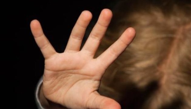 Жодна дитина не має зазнавати проявів насильства: Уповноважений відреагував на випадок жорстокого поводження з малолітньою дитиною-сиротою на Одещині
