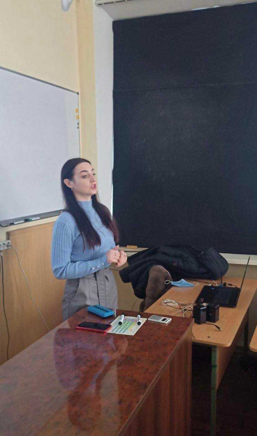 Просвітницький «Права дитини та участь неповнолітніх в збройних конфліктах» для учнів КЗ «Подільська гімназія Кропивницької міської ради»
