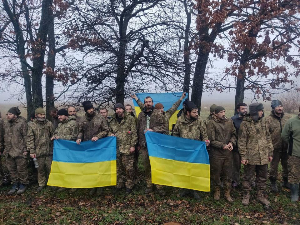 Ще 64 українські воїни звільнені з російського полону