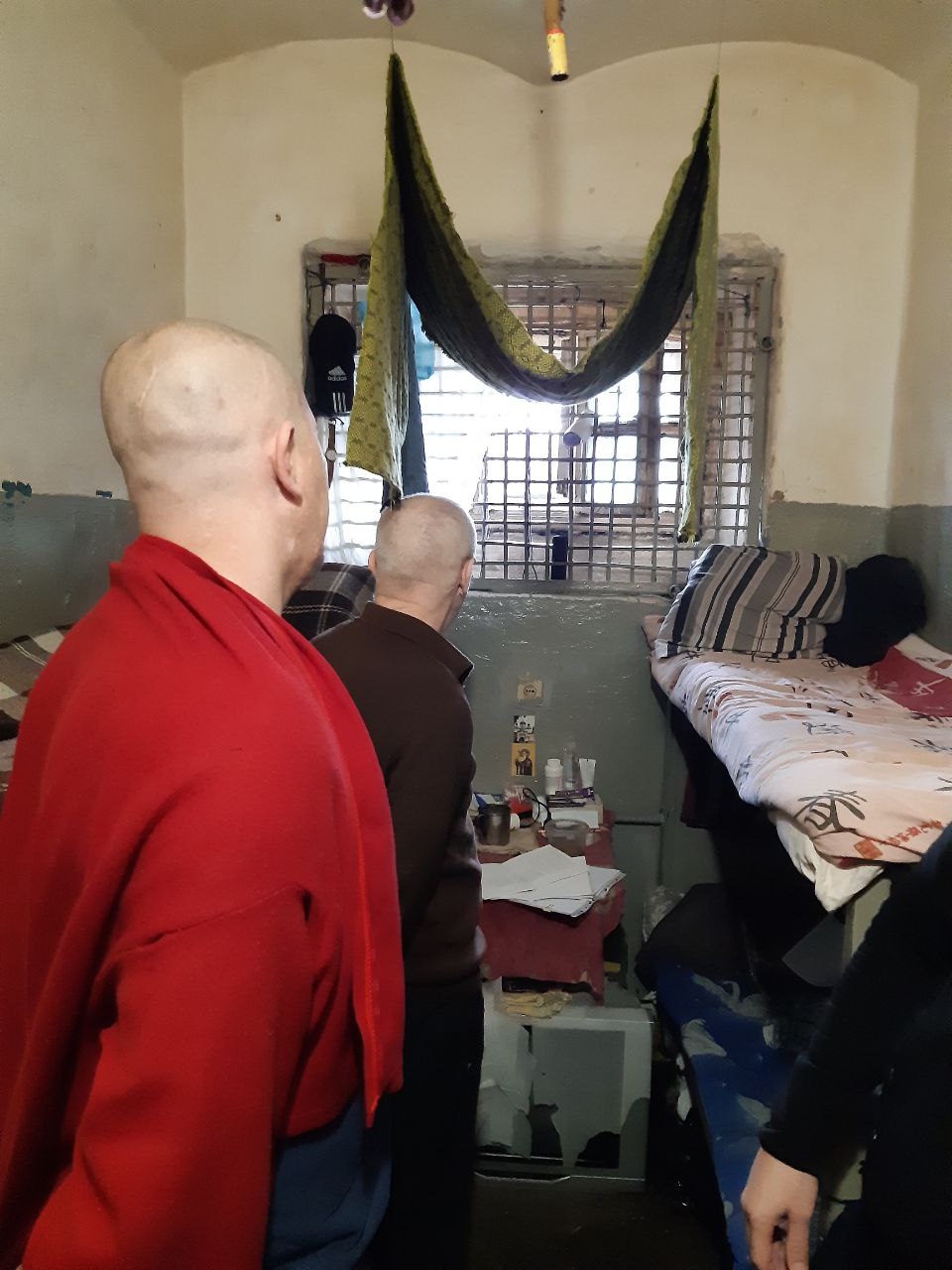 Повідомлення про злочин службовим особам державної установи «Кропивницький слідчий ізолятор»