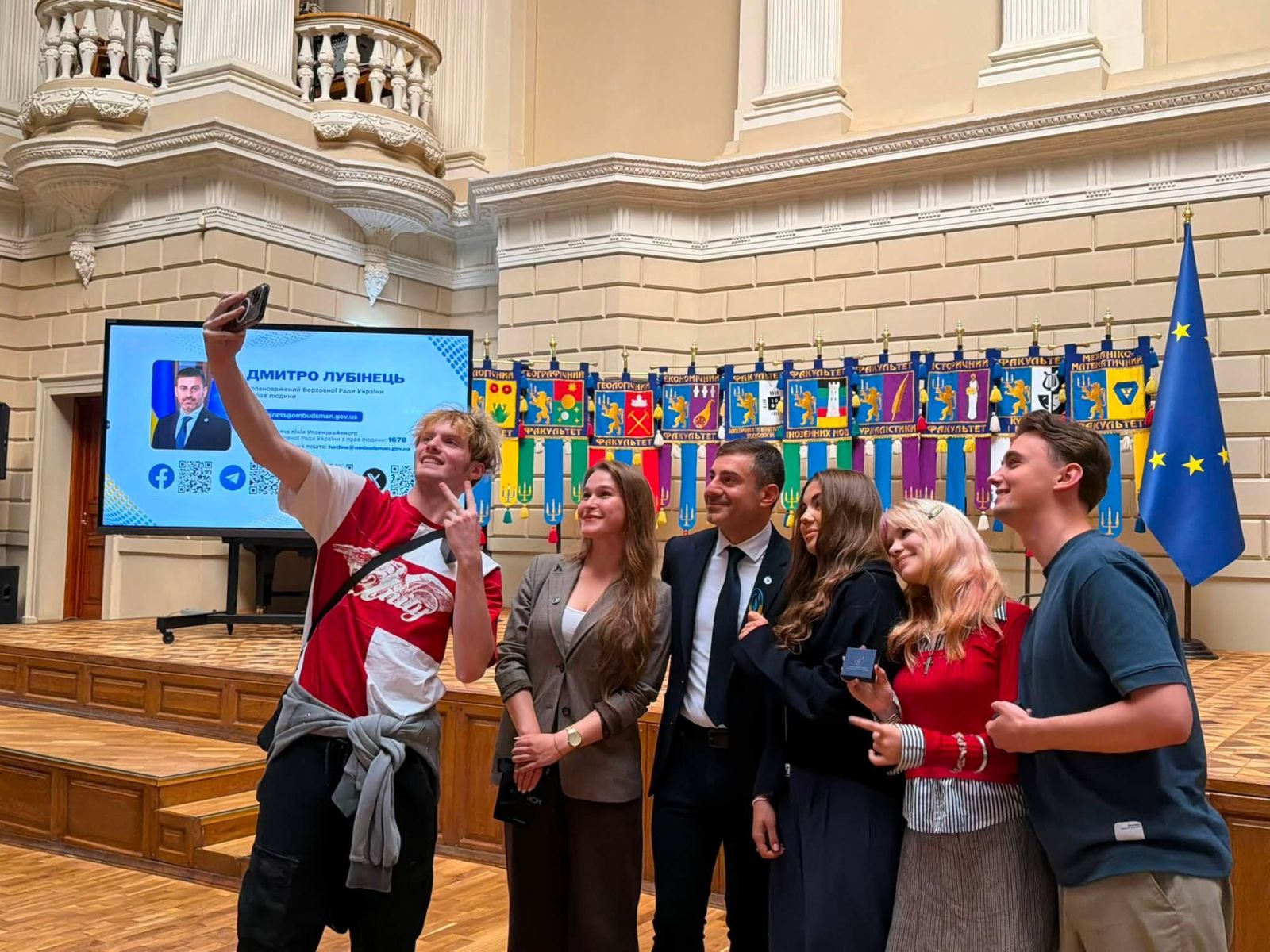 Молодь, культура та підтримка ВПО — три важливі акценти робочого дня у Львові